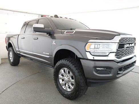 Used 2020 RAM 2500 Limited image 3
