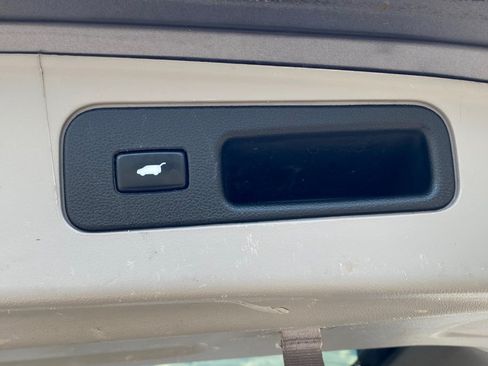 Used 2014 Honda Pilot Touring image 13