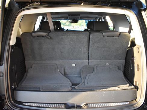 Used 2015 Cadillac Escalade Premium image 53