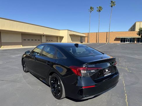Used 2022 Honda Civic Sport image 5