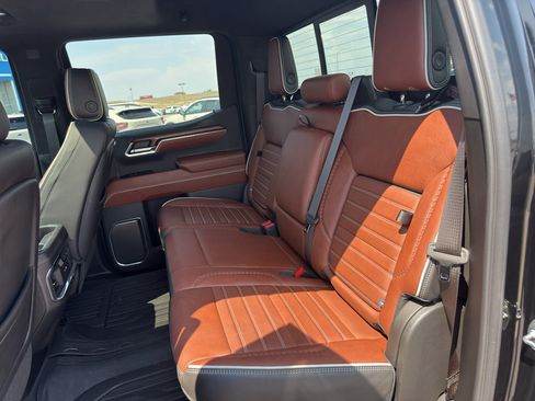 Used 2024 GMC Sierra 1500 Denali Ultimate AWD/4WD image 21