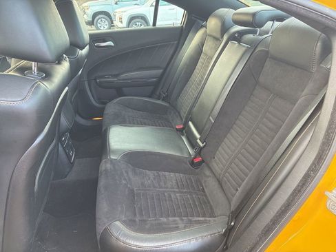 Used 2018 Dodge Charger R/T image 34