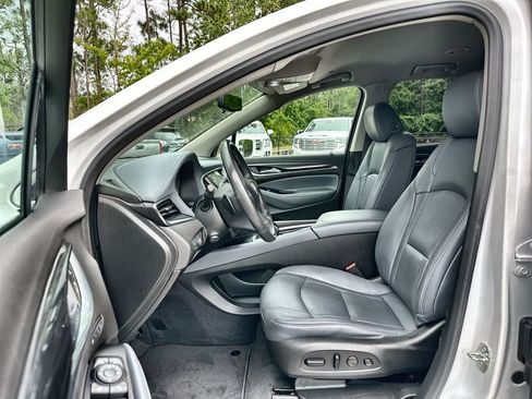 Certified 2020 Buick Enclave Premium w/ Surround and Sites Package FWD image 19