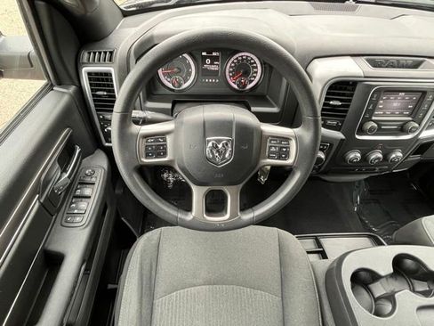 Used 2024 RAM 1500 Classic Warlock AWD/4WD image 11