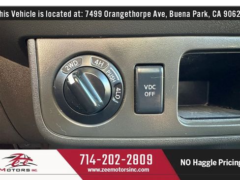 Used 2010 Nissan Frontier SE w/ SE Value Truck Pkg AWD/4WD image 29