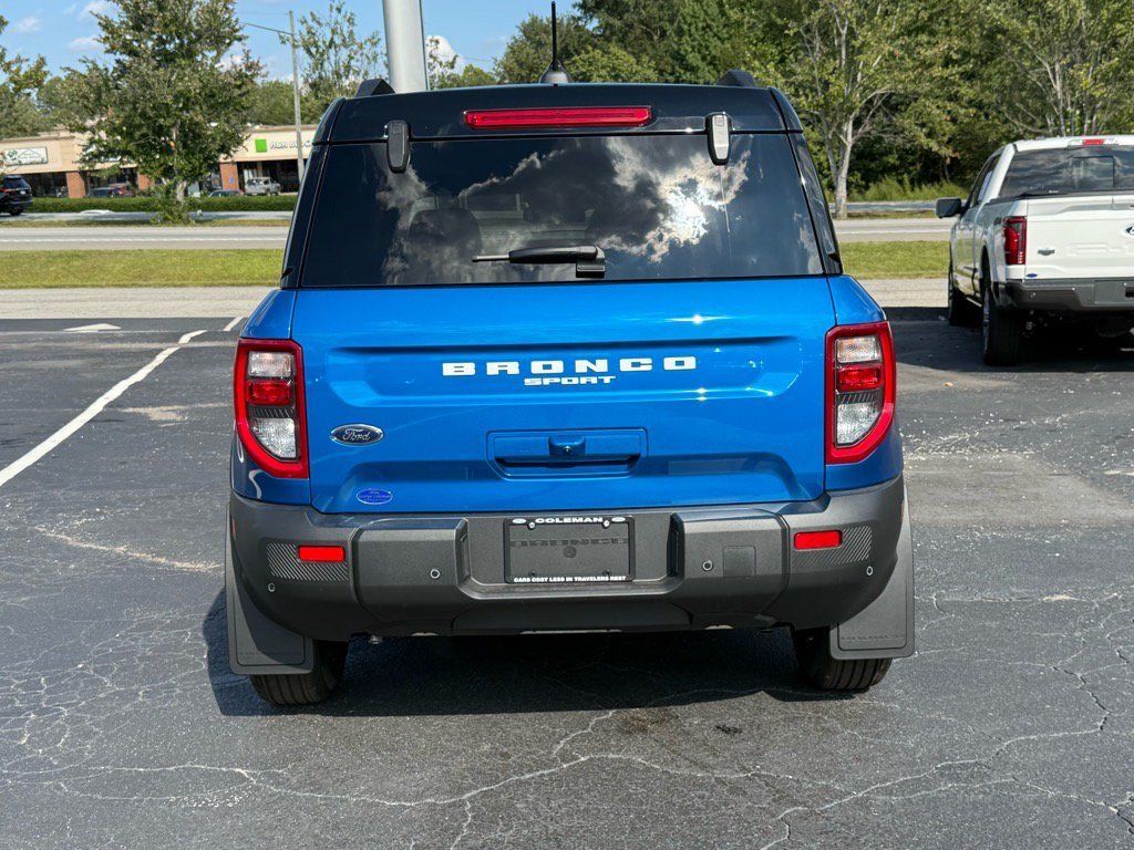 Used 2025 Ford Bronco Sport Outer Banks AWD/4WD image 5