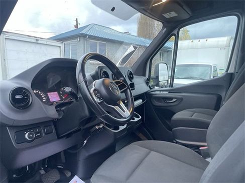 Used 2019 Mercedes-Benz Sprinter 170 w/ Chrome Grille Package image 11