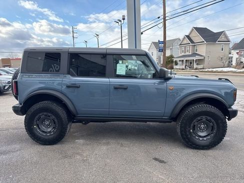 New 2025 Ford Bronco Badlands w/ Sasquatch Package AWD/4WD image 5