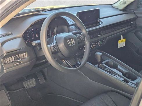Certified 2025 Honda Accord SE image 10