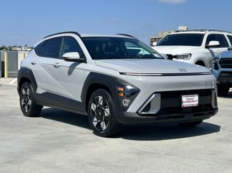 Used 2025 Hyundai Kona SEL FWD video 2
