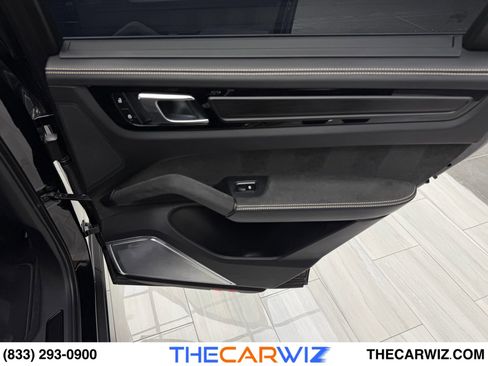 Used 2023 Porsche Cayenne Turbo GT image 84