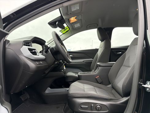 New 2027 Chevrolet Bolt LT image 10