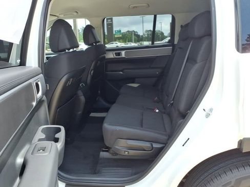 New 2026 Hyundai Santa Fe SE FWD image 16