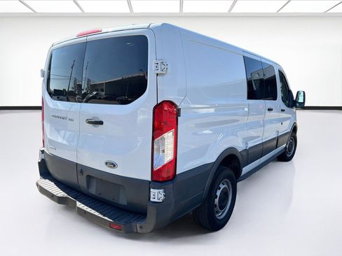 Used 2018 Ford Transit 350 130 Low Roof RWD image 4