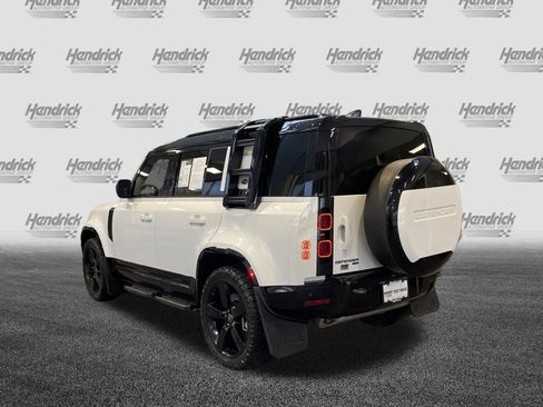 Used 2023 Land Rover Defender 110 X-Dynamic SE AWD/4WD image 8