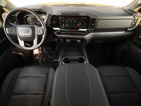 Used 2024 GMC Sierra 2500 SLT w/ SLT Convenience Package AWD/4WD image 15