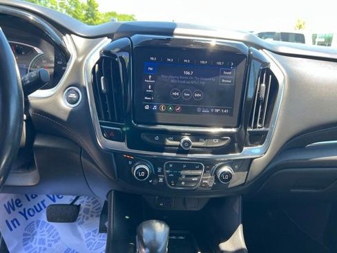 Used 2021 Chevrolet Traverse Premier w/ Redline Edition AWD/4WD image 16