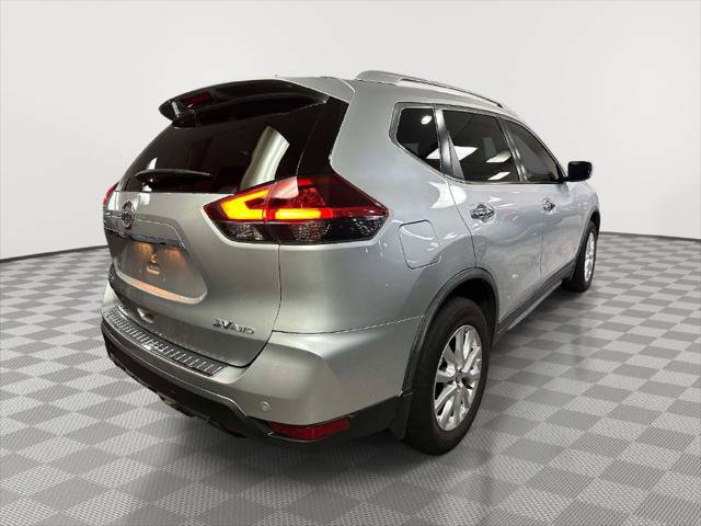 Used 2019 Nissan Rogue SV AWD/4WD image 2