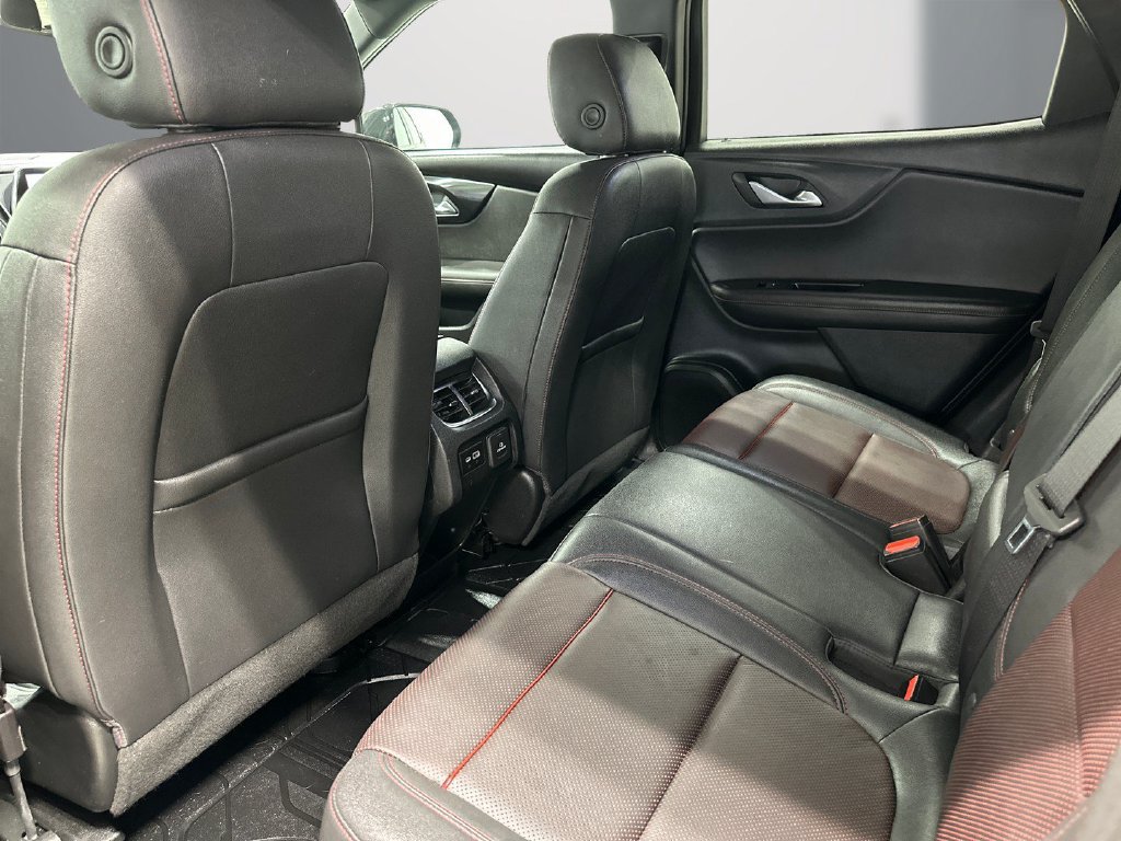 Used 2022 Chevrolet Blazer RS FWD image 15