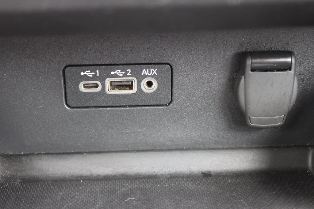 Used 2024 Nissan Altima 2.5 SV FWD image 46
