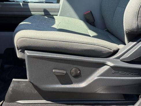 Used 2023 Ford F250 XLT w/ XLT Premium Package image 16