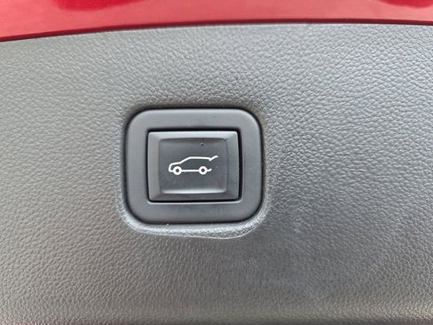 Certified 2022 Chevrolet Blazer RS w/ Enhanced Convenience Package FWD image 14