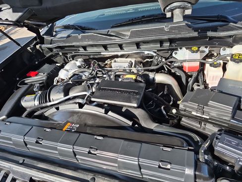 Used 2022 Chevrolet Silverado 3500 LTZ w/ LTZ Plus Package AWD/4WD image 33