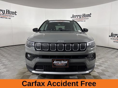 Used 2022 Jeep Compass Limited AWD/4WD image 3
