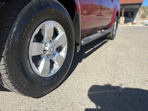 Used 2013 Nissan Frontier SV w/ SV Value Truck Pkg image 13