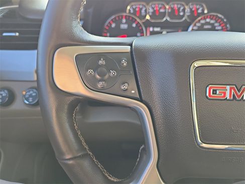 Used 2016 GMC Yukon SLT w/ Open Road Package image 18