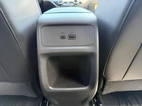 Used 2024 Buick Envista Sport Touring w/ Convenience I Package FWD image 24