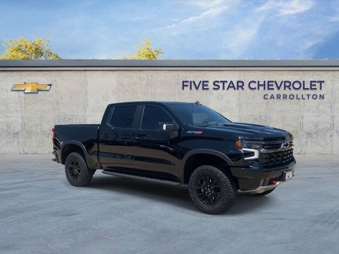 Used 2025 Chevrolet Silverado 1500 ZR2 w/ Technology Package AWD/4WD image 2