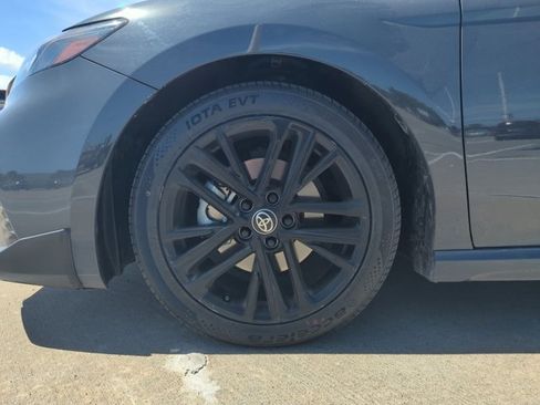 Used 2025 Toyota Camry SE image 22