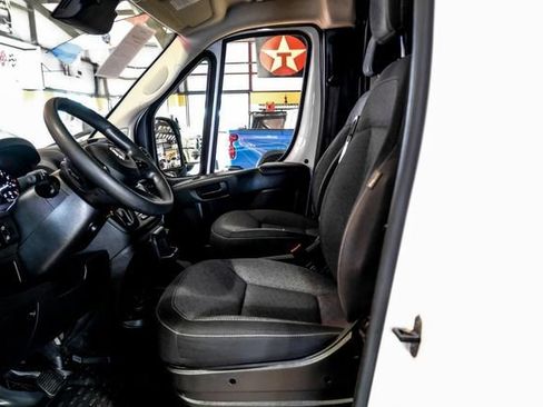 Used 2023 RAM ProMaster 3500 w/ Driver Convenience Group FWD image 6
