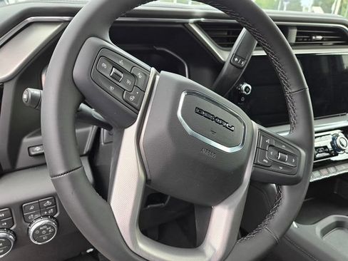 New 2026 GMC Sierra 2500 Denali w/ Denali Reserve Package AWD/4WD image 10