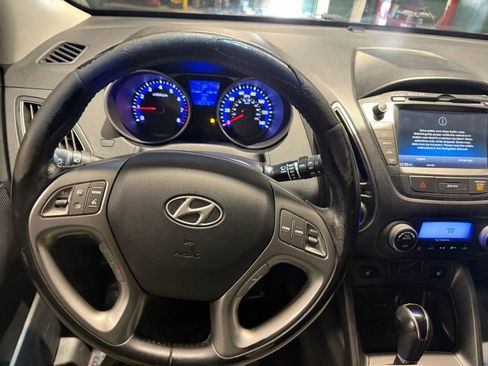 Used 2014 Hyundai Tucson AWD image 10