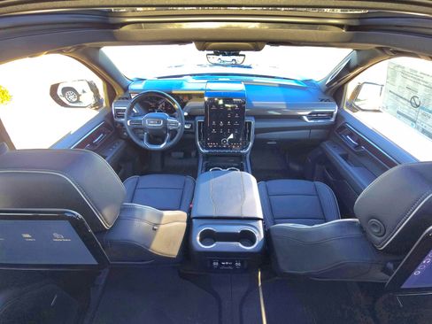 New 2026 GMC Yukon XL Elevation w/ Elevation Premium Package image 14