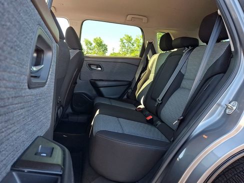 Certified 2023 Nissan Rogue SV AWD/4WD image 10