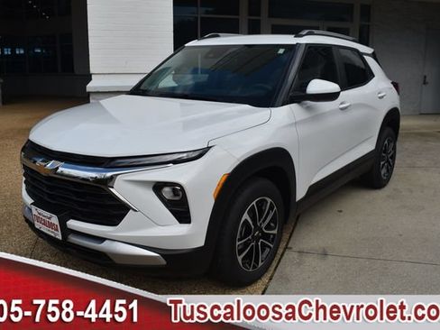 New 2026 Chevrolet TrailBlazer LT FWD image 5