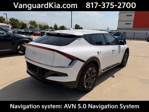 Used 2025 Kia EV6 Wind RWD image 4