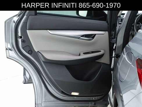 Used 2023 INFINITI QX50 Luxe AWD/4WD image 18