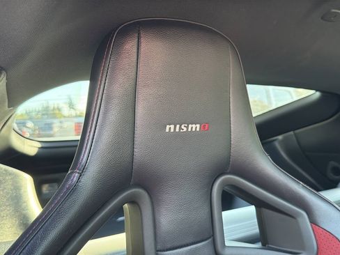 Used 2016 Nissan 370Z NISMO RWD image 28
