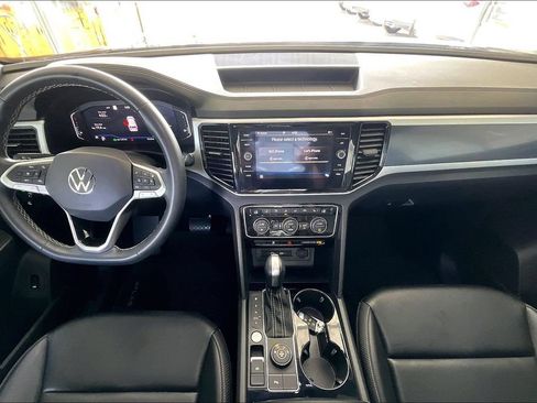 Used 2021 Volkswagen Atlas Cross Sport SEL w/ Cross Sport MDO Package AWD/4WD image 19