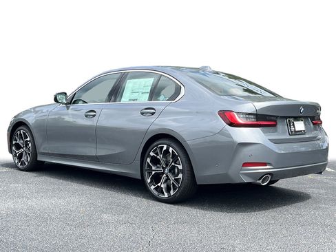 New 2025 BMW 330i Sedan w/ Premium Package image 26