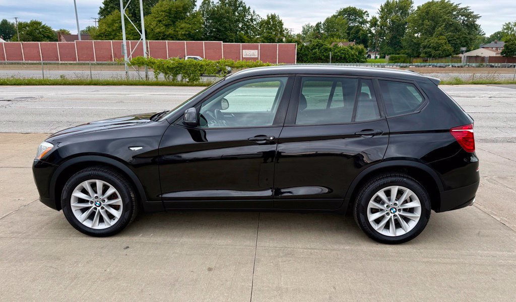 Used 2017 BMW X3 xDrive28i AWD/4WD image 11