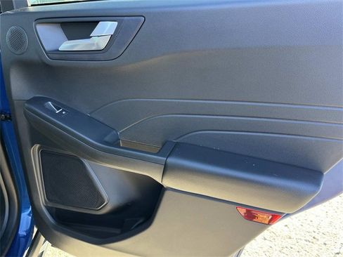 Used 2023 Ford Escape Platinum w/ Premium Technology Package image 22