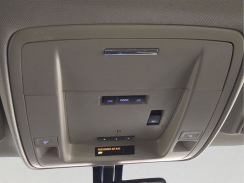 Used 2015 Chevrolet Silverado 1500 LTZ Z71 image 33