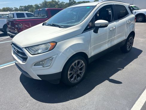 Used 2021 Ford EcoSport Titanium AWD/4WD image 2
