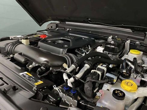 Used 2024 Jeep Wrangler Unlimited image 82