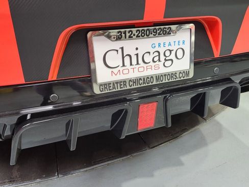 Used 2016 Dodge Challenger SRT Hellcat image 13